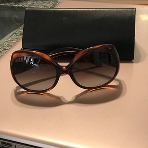 FENDI Sunglasses 🕶